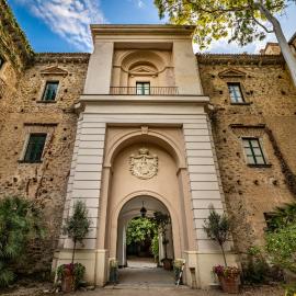 Palazzo Belmonte，位于圣塔马里亚迪卡斯特的酒店