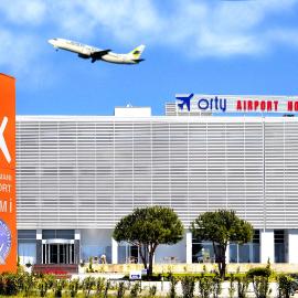 Orty Airport Hotel，位于伊兹密尔的酒店