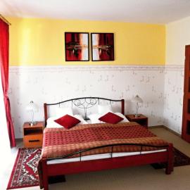 Hotel Vysocina，位于霍捷博日的酒店