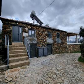 Casa de baixo studios，位于阿鲁卡的酒店