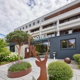 Hotel Schönbuch，位于普利耶扎乌森的酒店