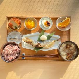 Iwashi Building Hostel，位于Akune的酒店