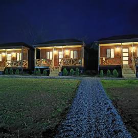 Chateau Ateni Cottages,位于哥里的酒店