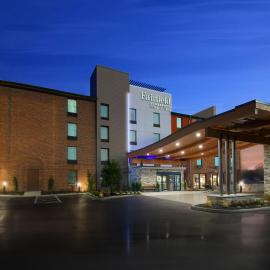 Fairfield Inn & Suites by Marriott Pottstown Limerick，位于波茨敦的酒店