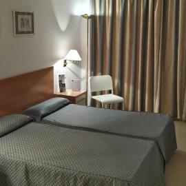 Hotel el Paraiso,位于卡莱塔德贝莱斯的酒店