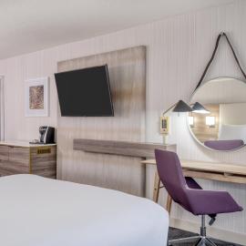Crowne Plaza Indianapolis-Airport by IHG,位于印第安纳波利斯的酒店