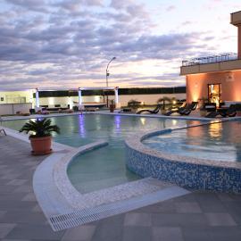 Grand Hotel Paradiso，位于卡坦扎罗丽都的酒店