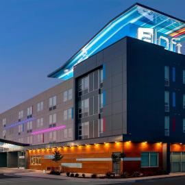 Aloft by Marriott Dublin-Pleasanton,位于都柏林的酒店