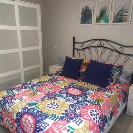 Alquiler integro casa próxima a Colunga，位于科伦加的酒店