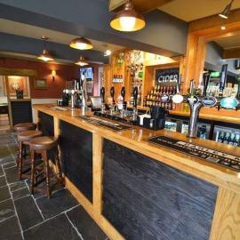 The Barley Mow,位于Newbold on Avon的酒店