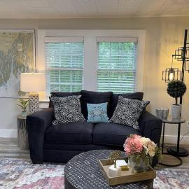 Cheerful 1 Bedroom Cottage Close to Everything 5，位于Edgecomb的酒店