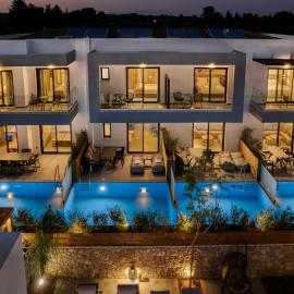 Sezian Boutique Homes and Villas，位于普雷韦扎的酒店