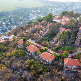 Victoria Nui Sam Lodge，位于朱笃的酒店