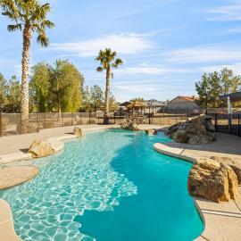 Spacious Desert Getaway!，位于亨德森的酒店