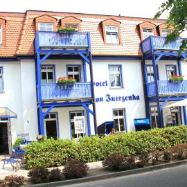 Hotel von Jutrzenka，位于奥斯赛拜-屈隆斯博恩的酒店