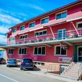Motel Yax，位于肯佩尼的酒店
