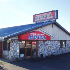 Towne and Country Motel，位于纽伯格的酒店
