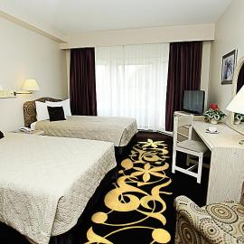 Airport Hotel Mara，位于里加的酒店