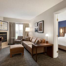 Residence Inn by Marriott Chicago / Bloomingdale，位于布鲁明戴尔的酒店
