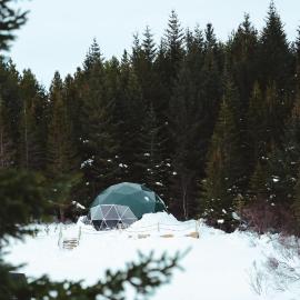Golden Circle Domes - Glamping Experience，位于塞尔福斯的酒店