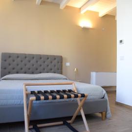 Serenity Apulian Rooms，位于Trepuzzi的酒店