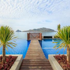 Courtyard by Marriott Mazatlan Beach Resort,位于马萨特兰的酒店