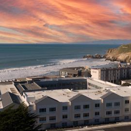 Fairfield by Marriott Inn & Suites San Francisco Pacifica，位于帕西菲卡的酒店