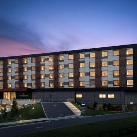 Delta Hotels by Marriott Vancouver Delta,位于三角洲的酒店