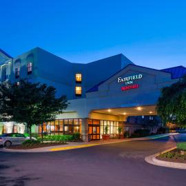 Fairfield Inn by Marriott Laurel,位于罗瑞尔的酒店