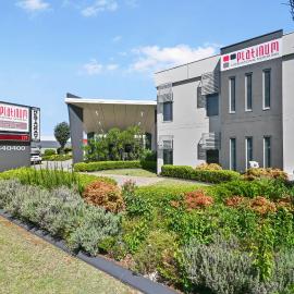 Platinum International,位于土乌巴的酒店