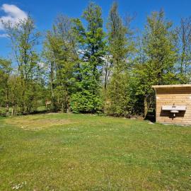 Camping Alkenhaer Appelscha Lege Kampeerplaats met Prive Sanitair，位于阿珀尔斯哈的酒店