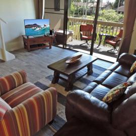 Charming home by the pool near the beach，位于卡胡库的酒店