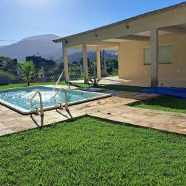 Casa de campo Ar piscina Churrasqueira Saquarema，位于加克内的酒店