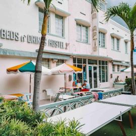 Beds n' Drinks，位于迈阿密海滩的酒店