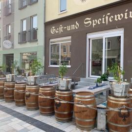 Hotel Schwarzer Adler，位于海尔巴德海利根斯塔特的酒店