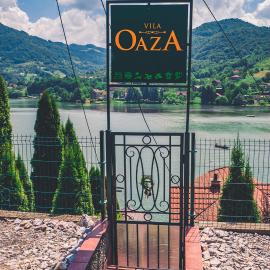Vila Oaza - Zvorničko jezero，位于兹沃尔尼克的酒店
