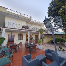 Hotel Mareluna Ischia，位于福利奥-伊斯基亚的酒店