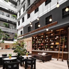 Metcalfe Hotel Ottawa by Gray Collection