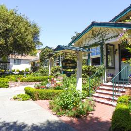 Briarwood Inn，位于卡梅尔的酒店