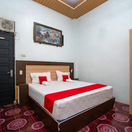 RedDoorz Syariah near Danau Lut Tawar Takengon，位于Takengon的酒店