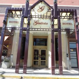 Hotel Galicia，位于特雷利乌的酒店