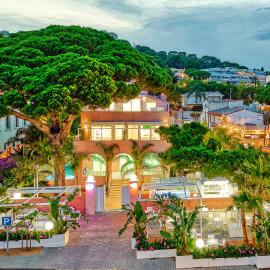 The Pink Elephant Hotel，位于萨卡罗的酒店