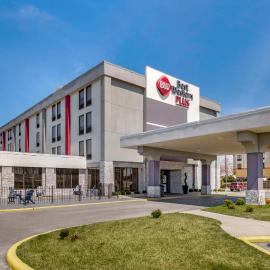 Best Western Plus South Holland Chicago Southland,位于南荷兰的酒店