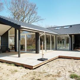8 person holiday home in Hundested，位于韩德斯泰德的酒店