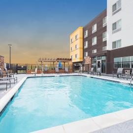 Fairfield Inn & Suites by Marriott Corpus Christi Aransas Pass，位于阿兰瑟斯帕斯的酒店