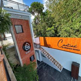 Cendhani Raras Gallery，位于日惹的酒店