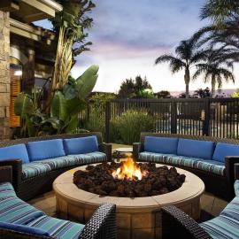 Residence Inn by Marriott Camarillo,位于卡马里奥的酒店