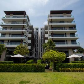 Escape Condominium By A property，位于梅尔皮姆的酒店