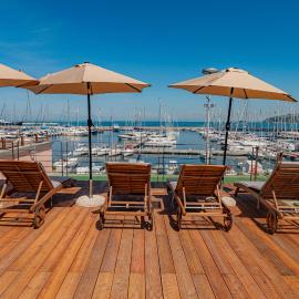 L'Isola Del Postino Rooms，位于普罗奇达的酒店