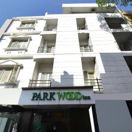 Parkwood Executive Rooms Inn，位于班加罗尔的酒店